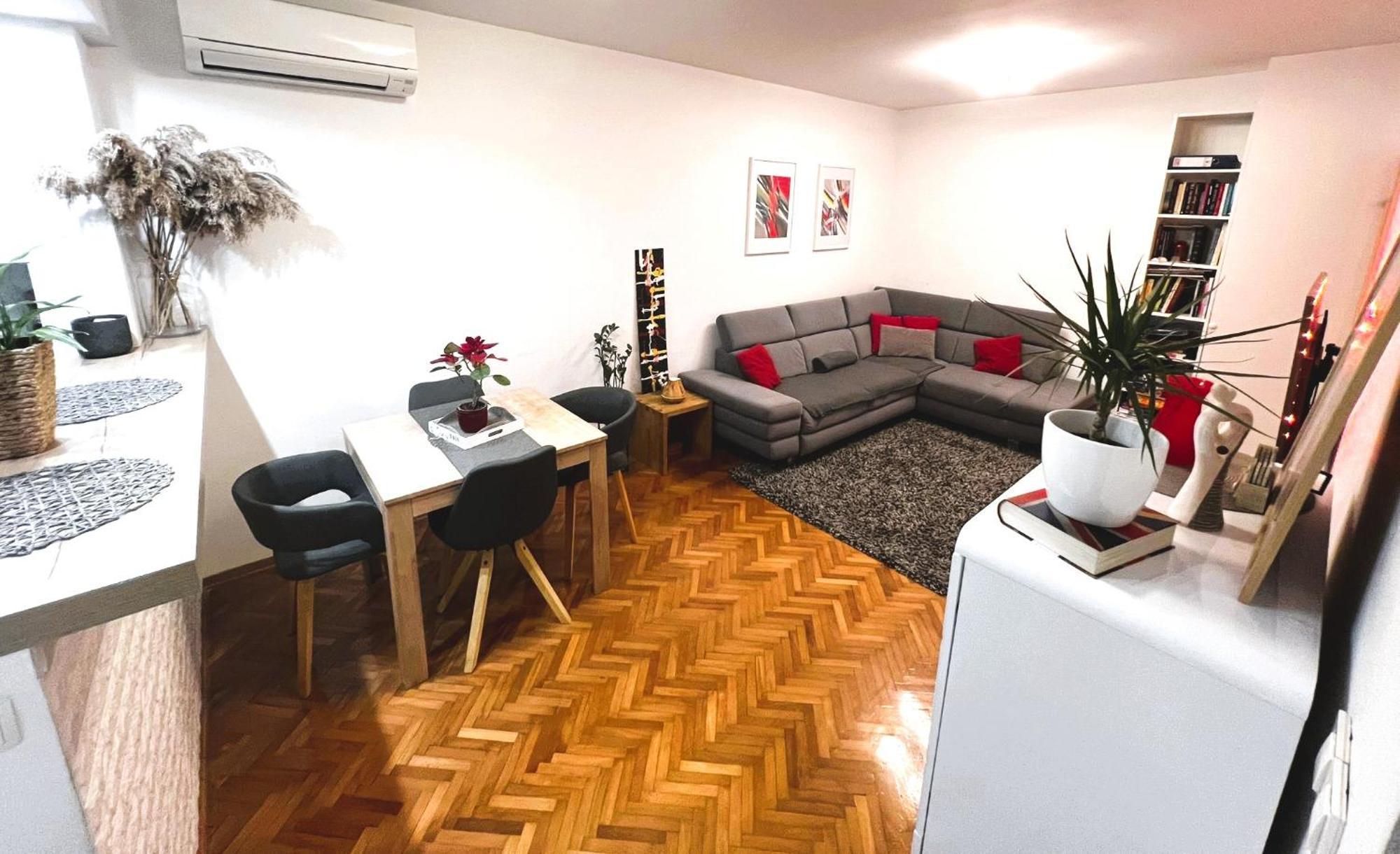 Mm Split Apartment - 5 Min By Car To The Beach & City Center - Free Public Parking Exterior foto
